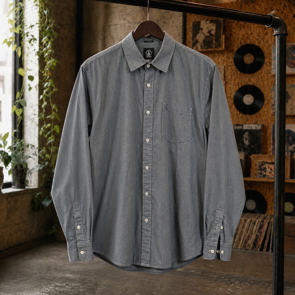 Volcom Mens Long Sleeve Button Up Shirt Gray Textured Casual Modern Fit Size L